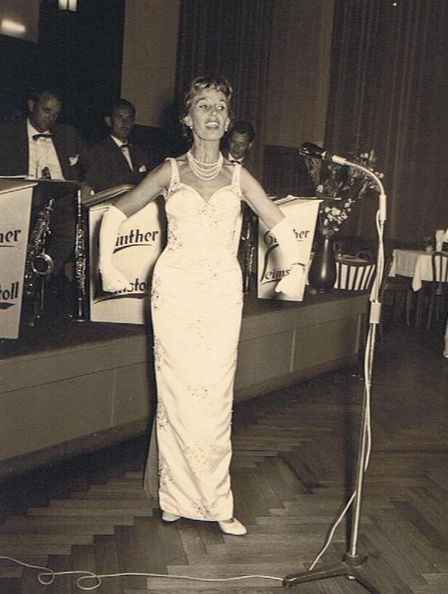 Andersen Lale Auftritt 09.07.1958 mit Leimstoll.jpg