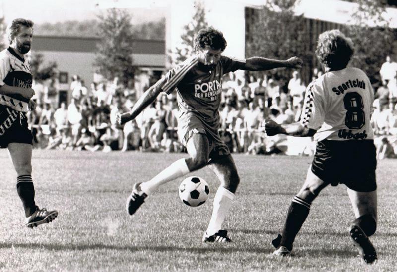Fussball Hit 18.08.1989 Johnny Mueller Paull Breitner Edi Schiek